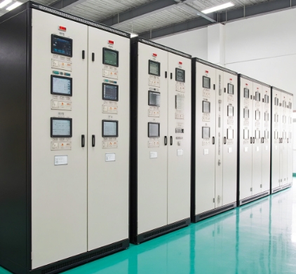PLC 控制柜的按钮和指示灯怎么操作？